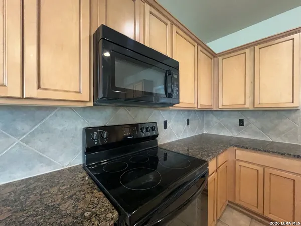 $2,550 | 9850 Gazelle Ford, San Antonio, TX 78251