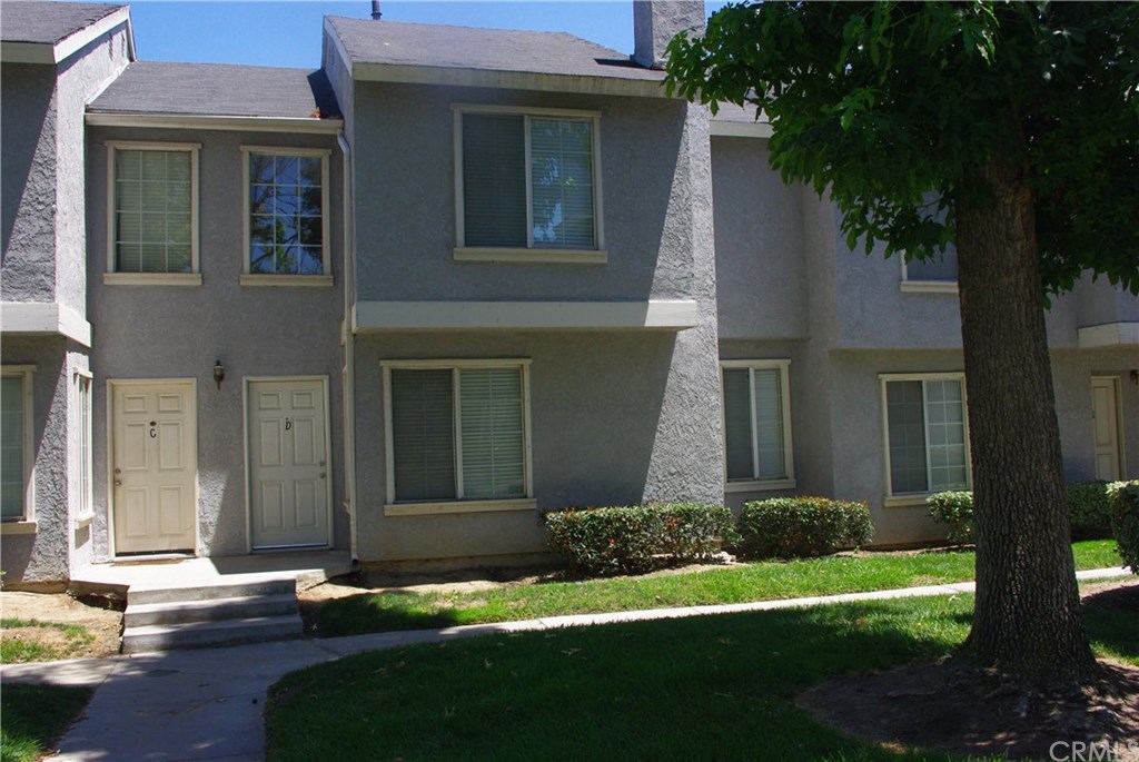 176 West Walnut Avenue, Unit D Rialto, CA 92376 - Photo 1 of 1