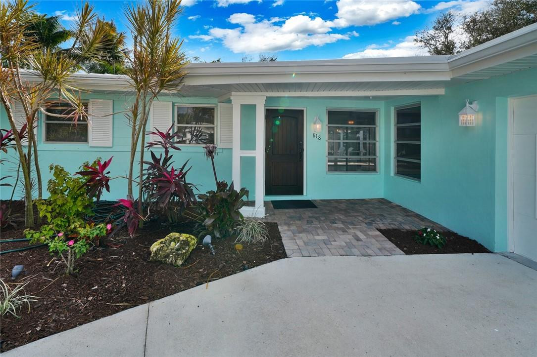 818 Southwest 5th Street Boca Raton, FL 33486 - Photo 3 of 34 Photo 3