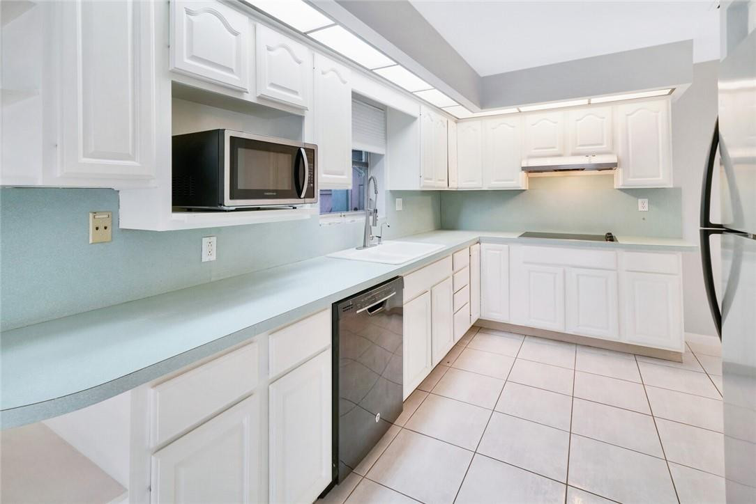 818 Southwest 5th Street Boca Raton, FL 33486 - Photo 9 of 34 Photo 9