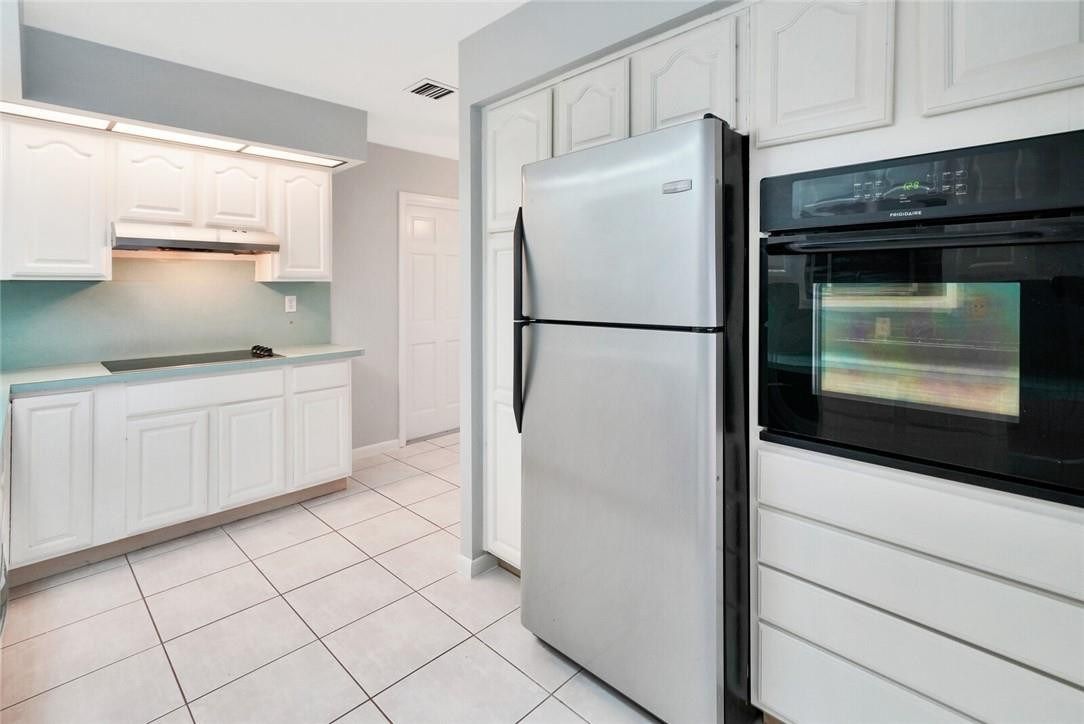 818 Southwest 5th Street Boca Raton, FL 33486 - Photo 10 of 34 Photo 10