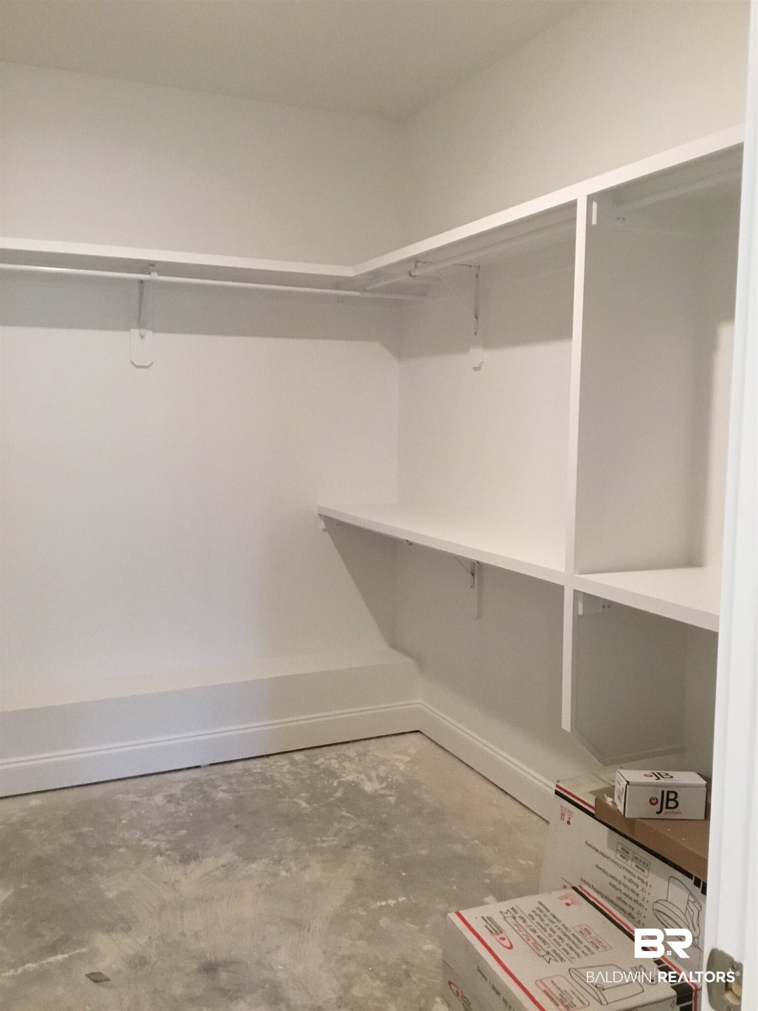 239 Divot Loop, Unit LOT 111 Fairhope, AL 36532 - Photo 17 of 32 Primary Closet