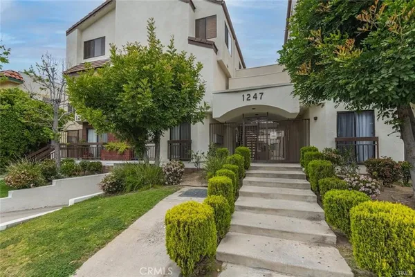 $3,600 | 1247 East Wilson Avenue, Unit 9, Glendale, CA 91206