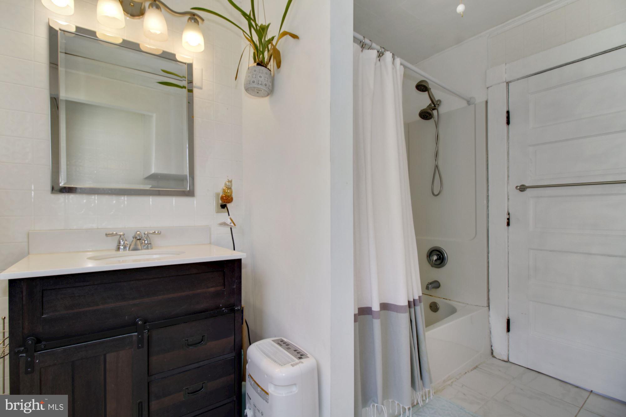 228 Arundel Road Pasadena, MD 21122 - Photo 22 of 32 Gallery Image 22