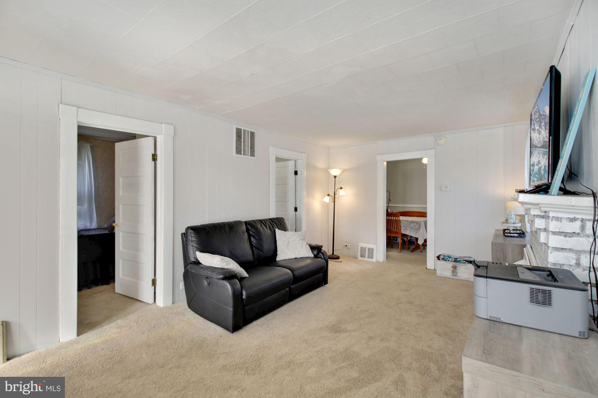 228 Arundel Road Pasadena, MD 21122 - Photo 8 of 32 Gallery Image 8