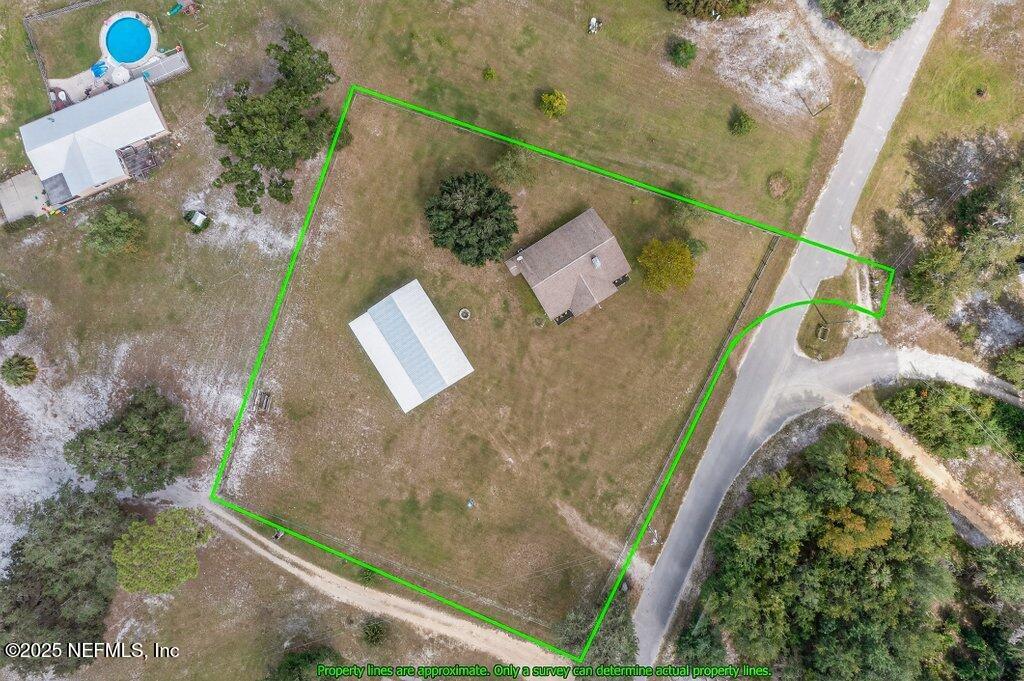 204 Comer Road Palatka, FL 32177 - Photo 53 of 61 an aerial view of house with yard