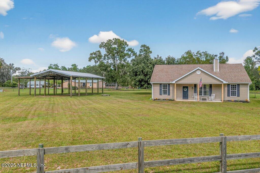 204 Comer Road Palatka, FL 32177 - Photo 54 of 61 a view of a house with a ocean view