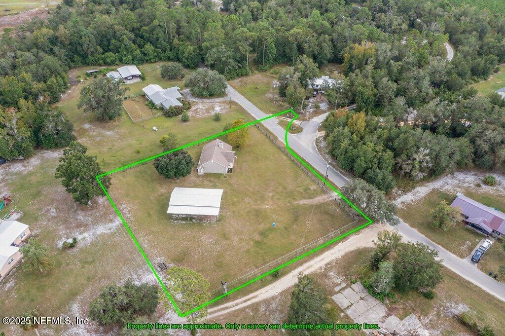 204 Comer Road Palatka, FL 32177 - Photo 60 of 61 an aerial view of a house