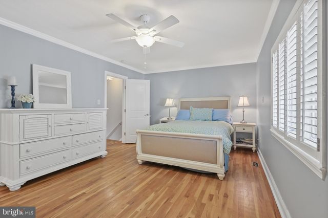 $850,300 | 45 City Gate Lane, Annapolis, MD 21401