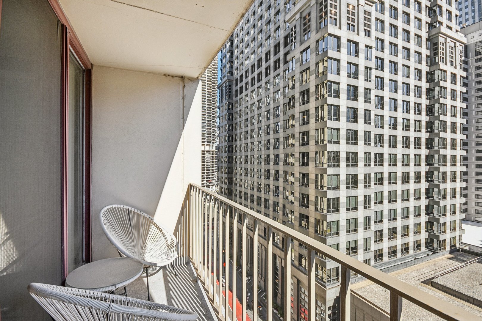 200 North Dearborn Street, Unit 1303 Chicago, IL 60601 - Photo 18 of 32