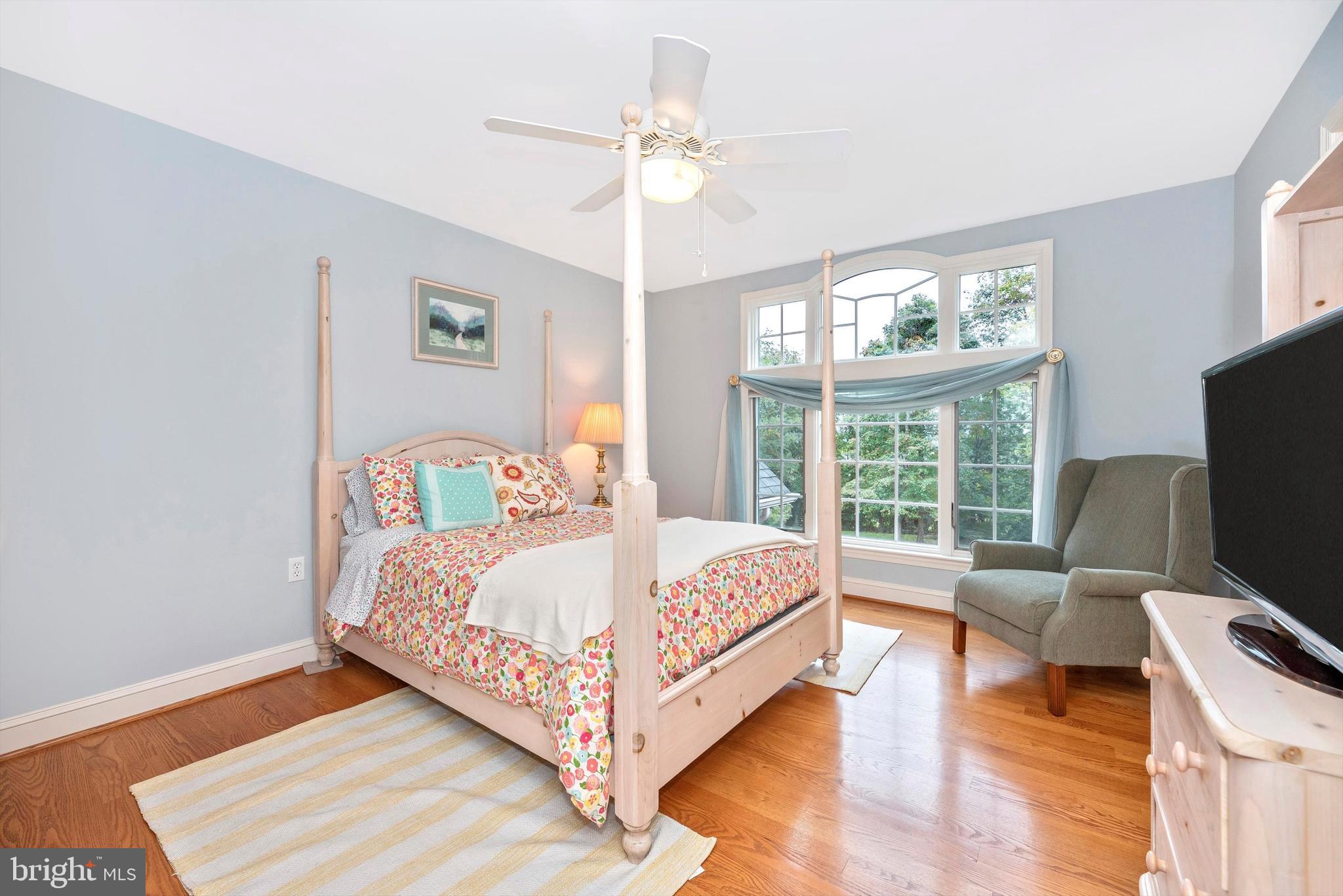2110 Dixon Road Frederick, MD 21704 - Photo 31 of 57 Third Upper Level Bedroom - Full Private Bath