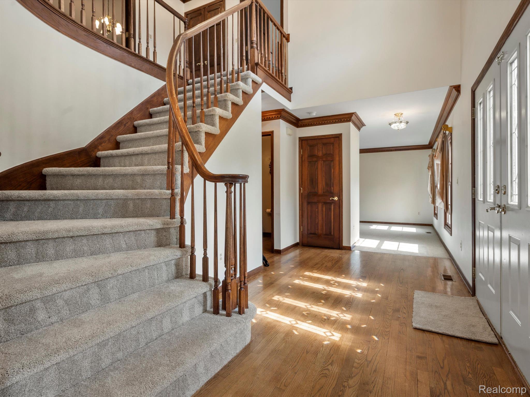 1693 Townsend Road Leonard, MI 48367 - Photo 5 of 38 Gallery Image 5
