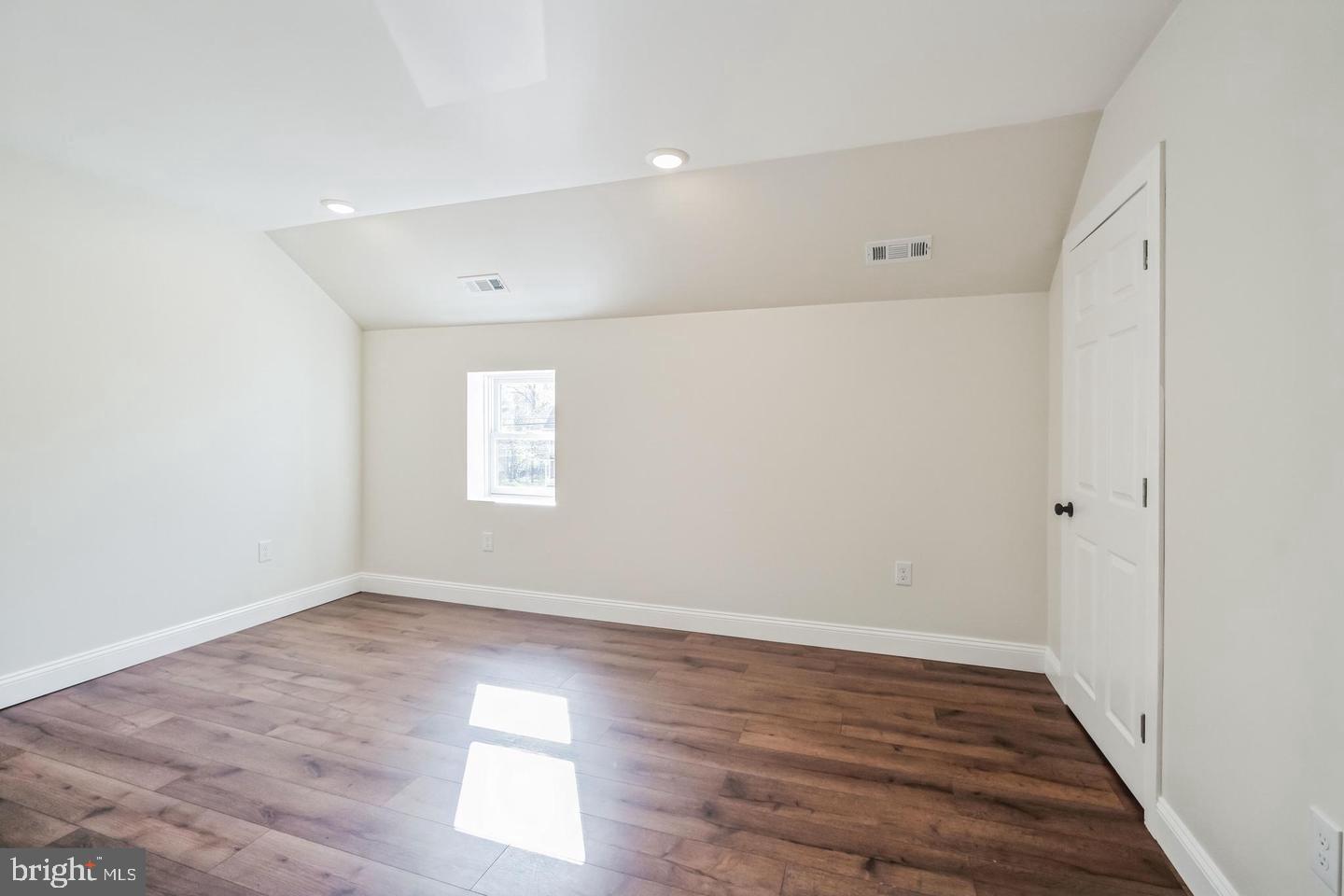 27 East Butler Avenue, Unit B Chalfont, PA 18914 - Photo 17 of 25