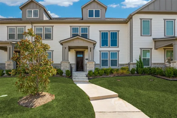 $3,200 | 8895 Stablehand Mews, Frisco, TX 75035