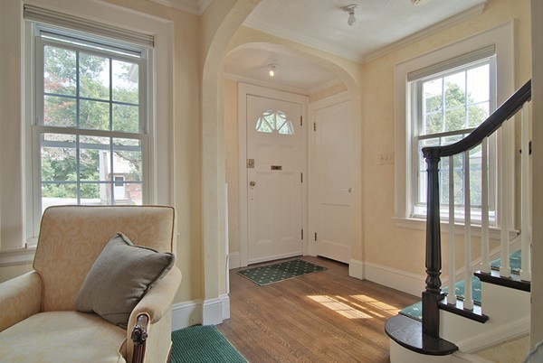 22 Marlborough Road Waltham, MA 02452 - Photo 2 of 22 Gallery Image 2