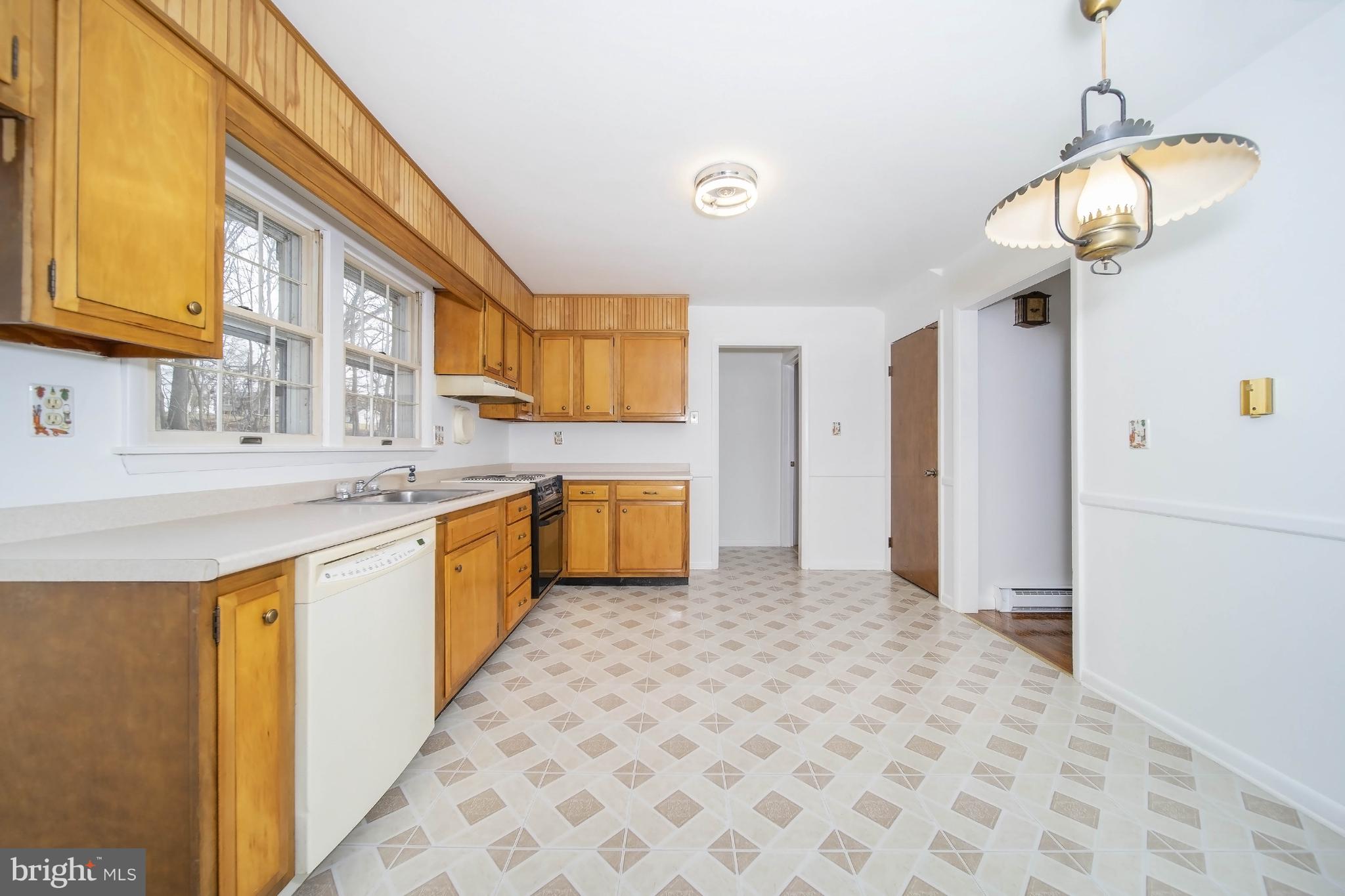802 Newhall Road Kennett Square, PA 19348 - Photo 6 of 24 Gallery Image 6