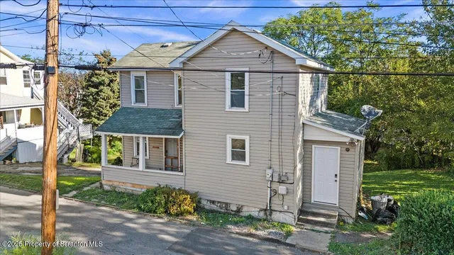 $140,000 | 218 Moyallen Street, Wilkes Barre, PA 18702