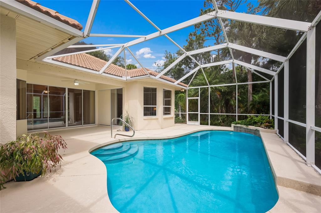 8005 Waterview Boulevard Lakewood Ranch, FL 34202 - Photo 3 of 37