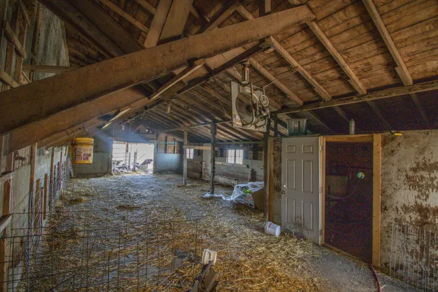 $449,000 | 270 31st Street, Hills, MN 56138