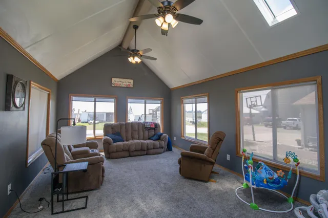 $449,000 | 270 31st Street, Hills, MN 56138