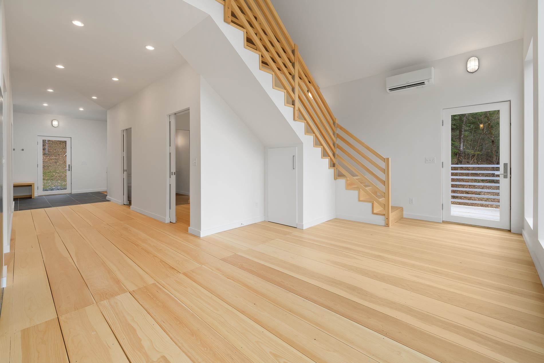 33 Mitchell Brook Road Norwich, VT 05055 - Photo 12 of 40