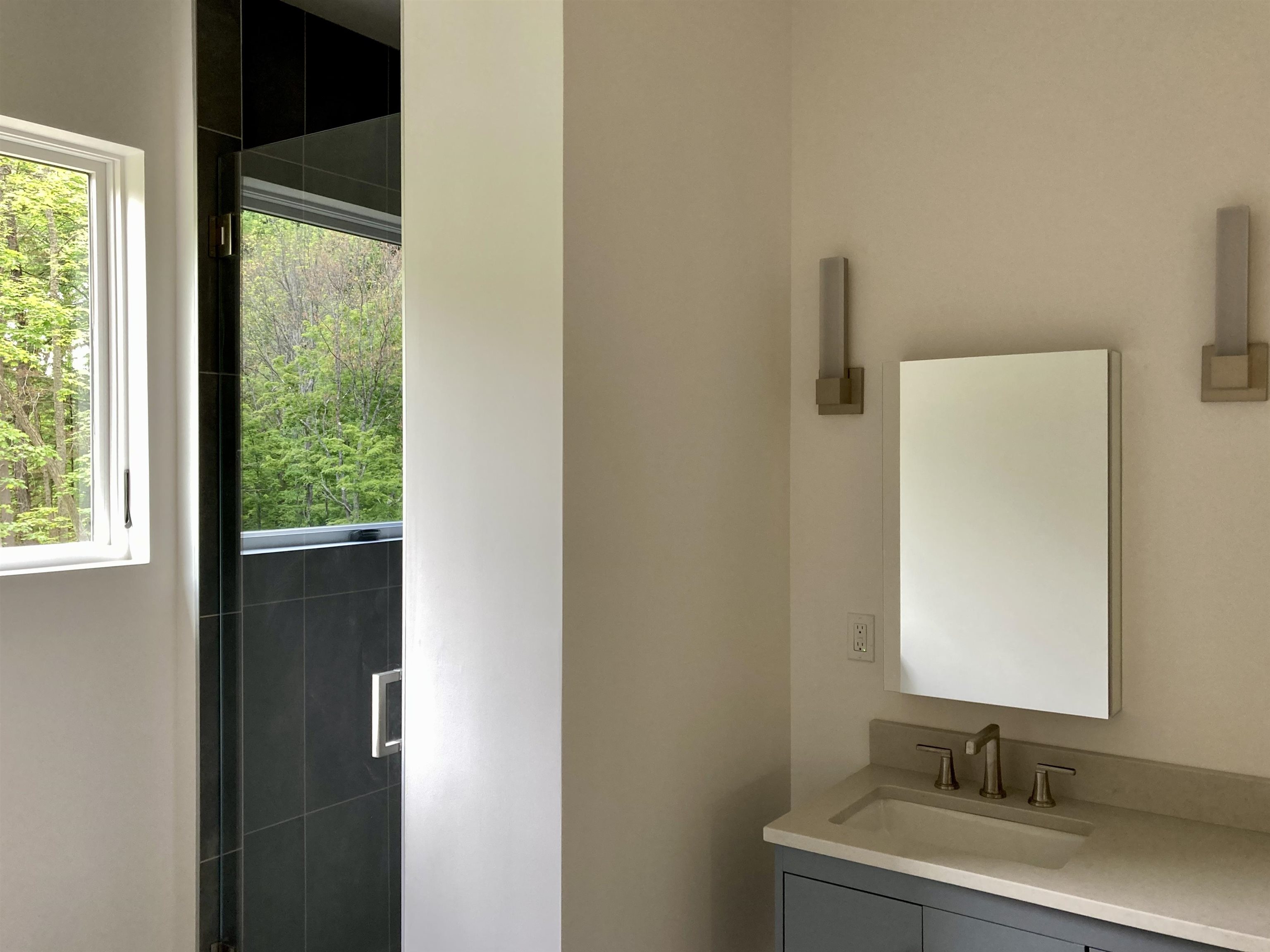 33 Mitchell Brook Road Norwich, VT 05055 - Photo 21 of 40