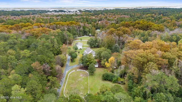 $1,299,999 | 370 Whitebridge Road, Hampstead, NC 28443