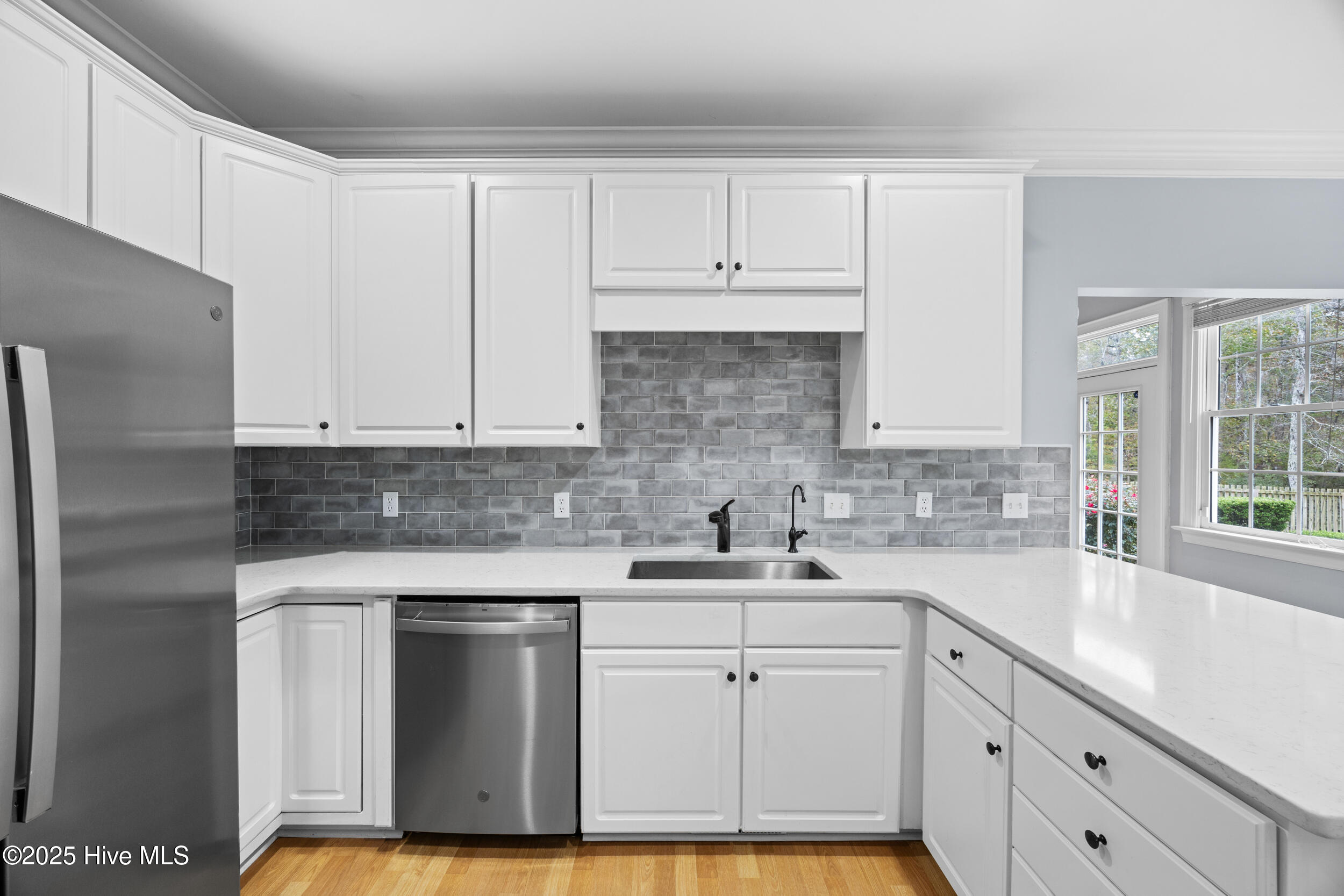 370 Whitebridge Road Hampstead, NC 28443 - Photo 23 of 108 23_kitchen