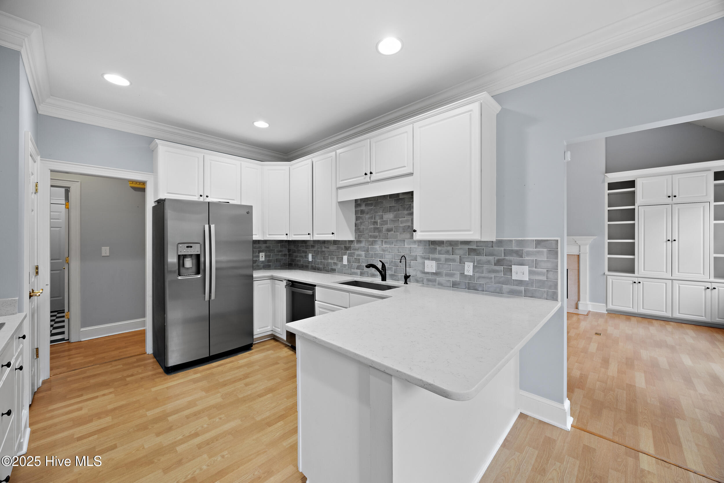 370 Whitebridge Road Hampstead, NC 28443 - Photo 24 of 108 24_kitchen