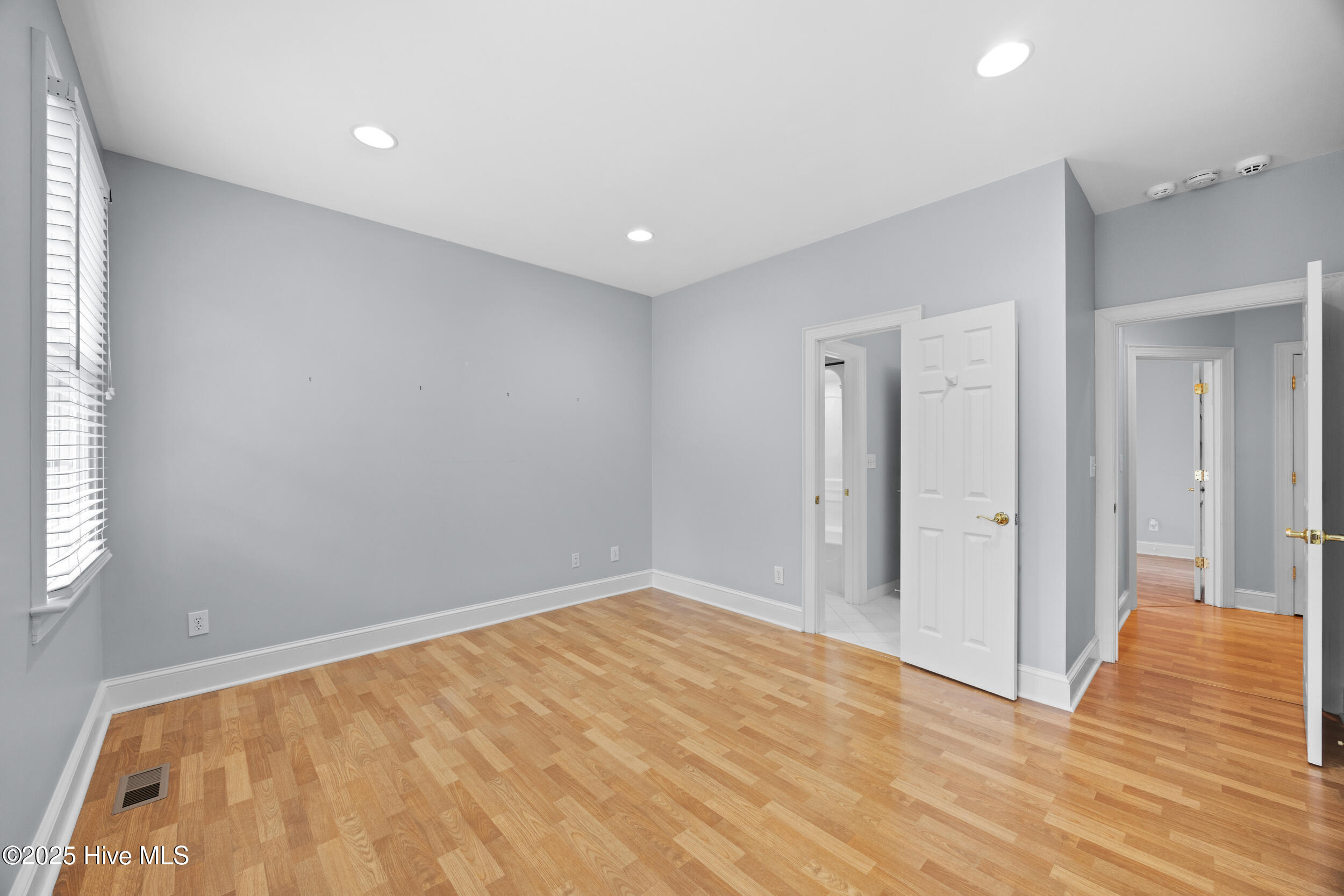 370 Whitebridge Road Hampstead, NC 28443 - Photo 40 of 108 40_bedroom