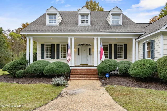 $1,299,999 | 370 Whitebridge Road, Hampstead, NC 28443