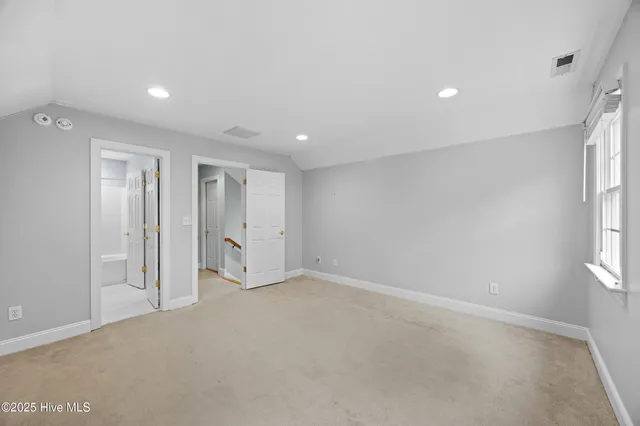 $1,299,999 | 370 Whitebridge Road, Hampstead, NC 28443