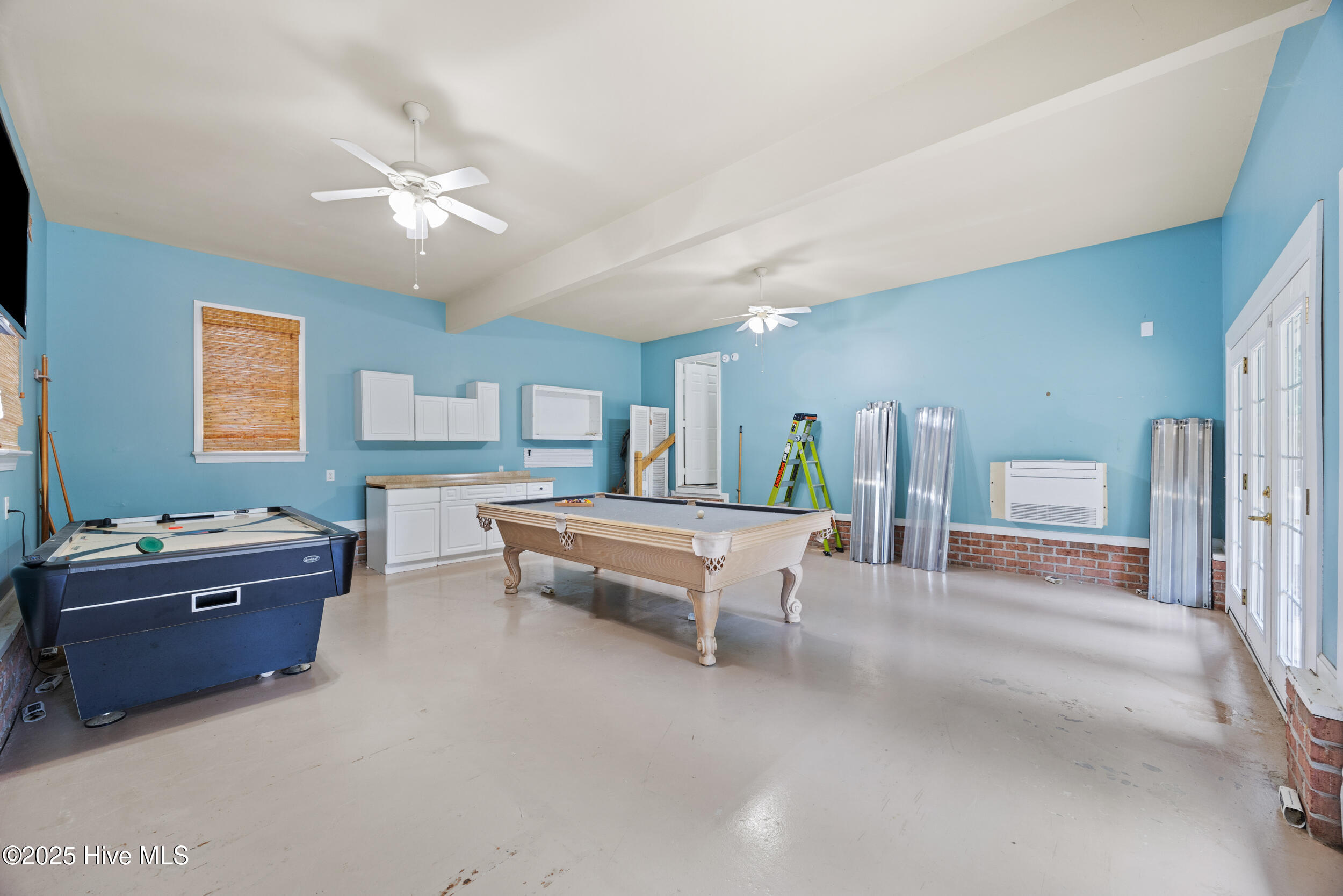 370 Whitebridge Road Hampstead, NC 28443 - Photo 52 of 108 52_recreational room