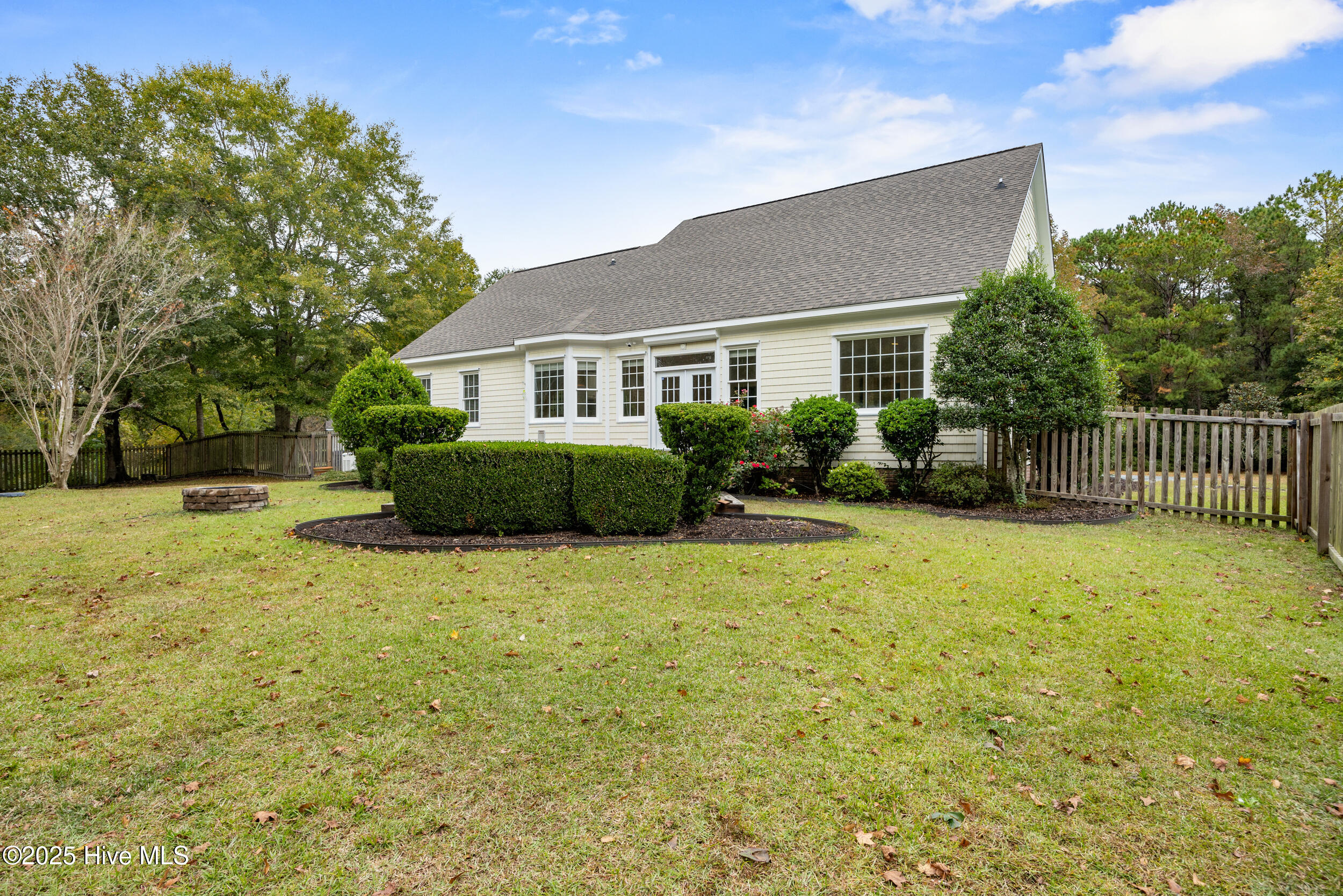 370 Whitebridge Road Hampstead, NC 28443 - Photo 58 of 108 58_back exterior