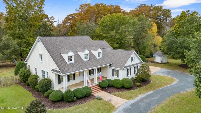 $1,299,999 | 370 Whitebridge Road, Hampstead, NC 28443
