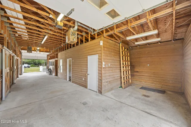 $1,299,999 | 370 Whitebridge Road, Hampstead, NC 28443