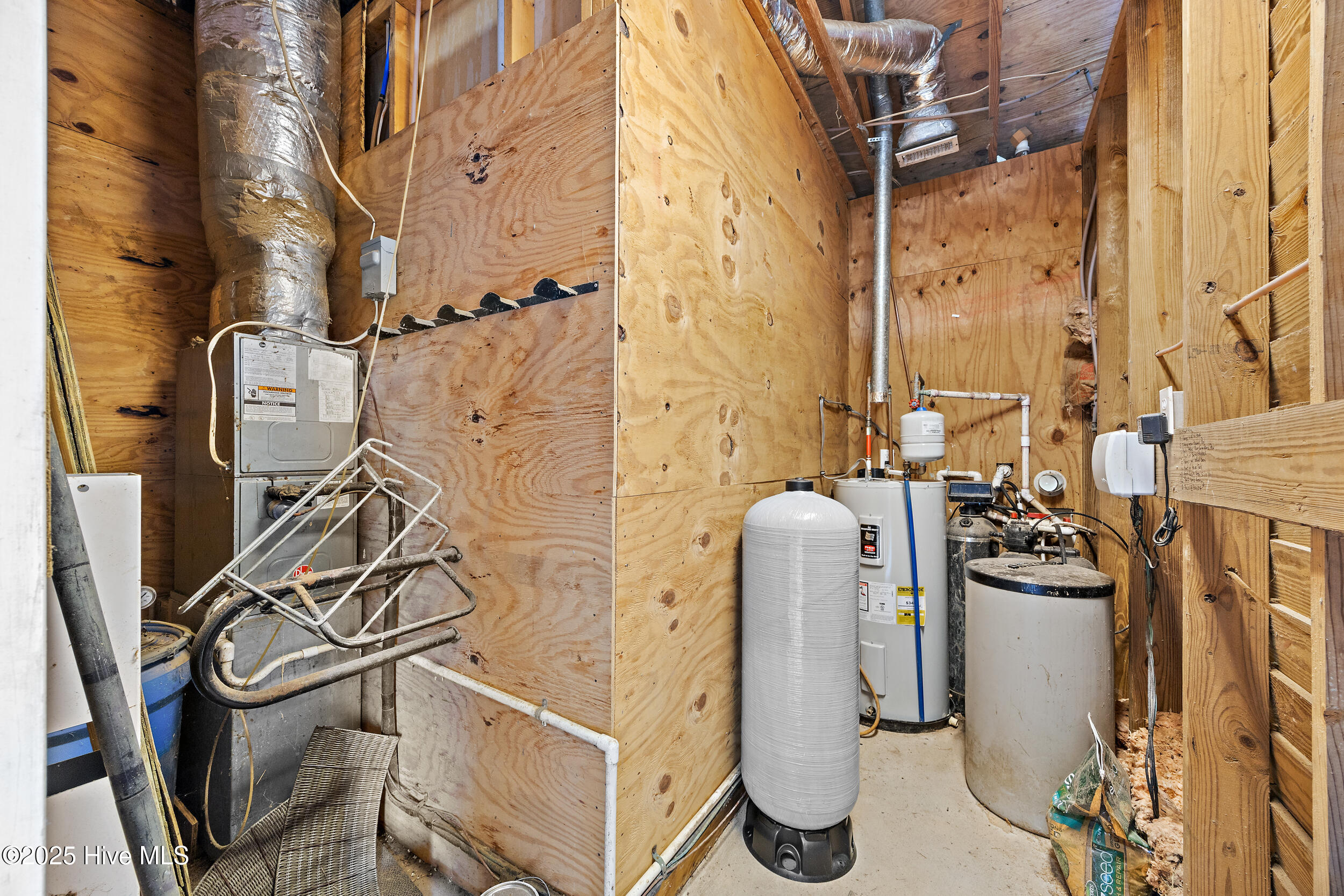 370 Whitebridge Road Hampstead, NC 28443 - Photo 79 of 108 79_utility