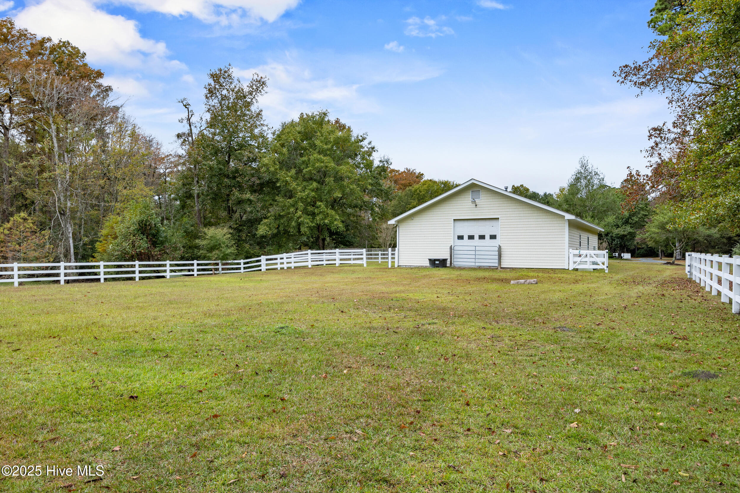 370 Whitebridge Road Hampstead, NC 28443 - Photo 91 of 108 91_paddock area