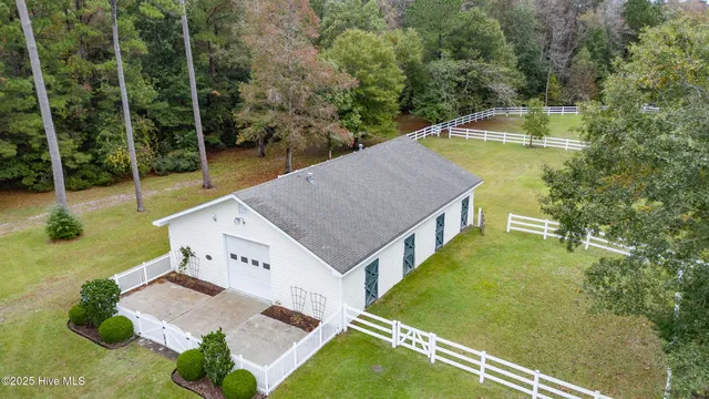 $1,299,999 | 370 Whitebridge Road, Hampstead, NC 28443
