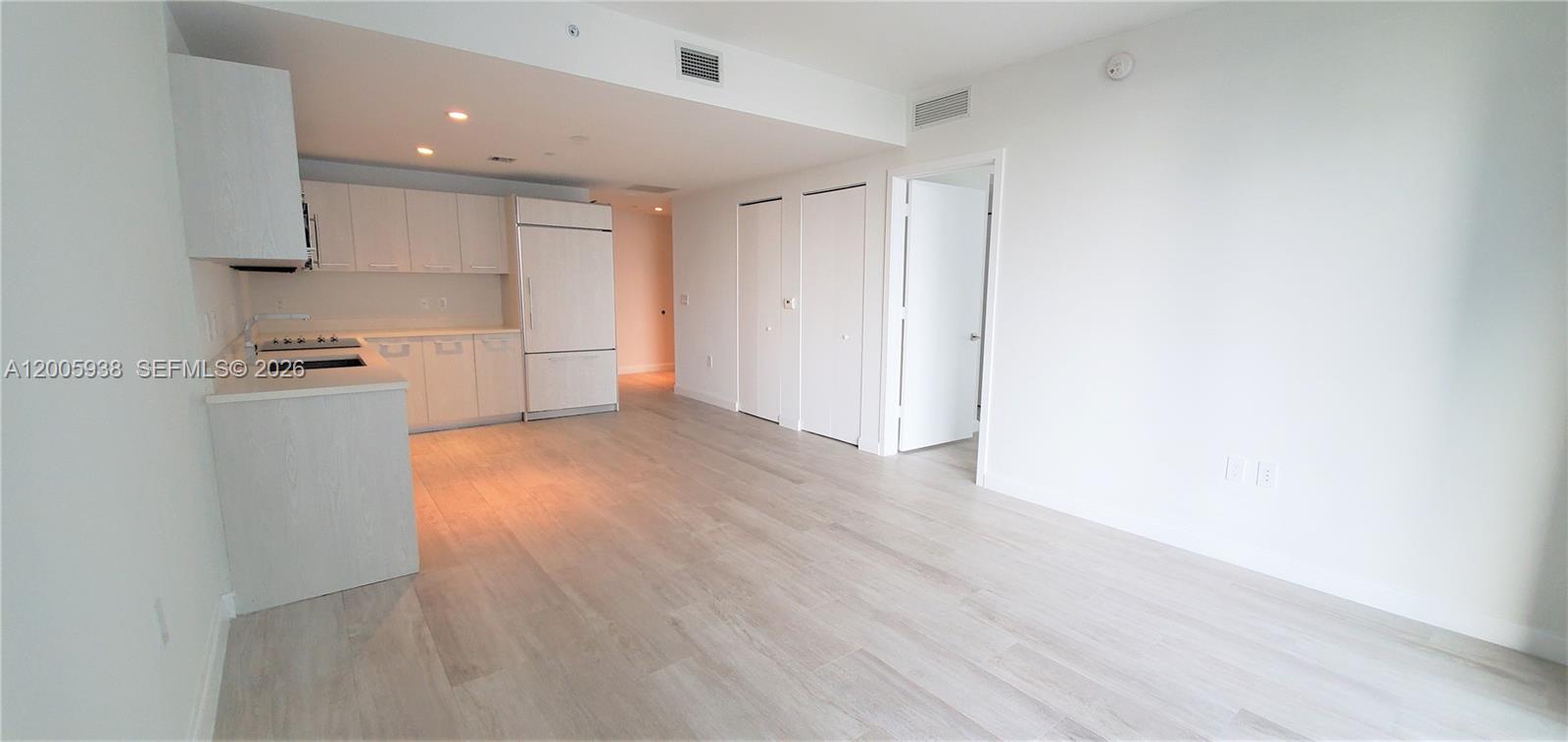 55 Southwest 9th Street, Unit 3610 Miami, FL 33130 - Photo 7 of 29