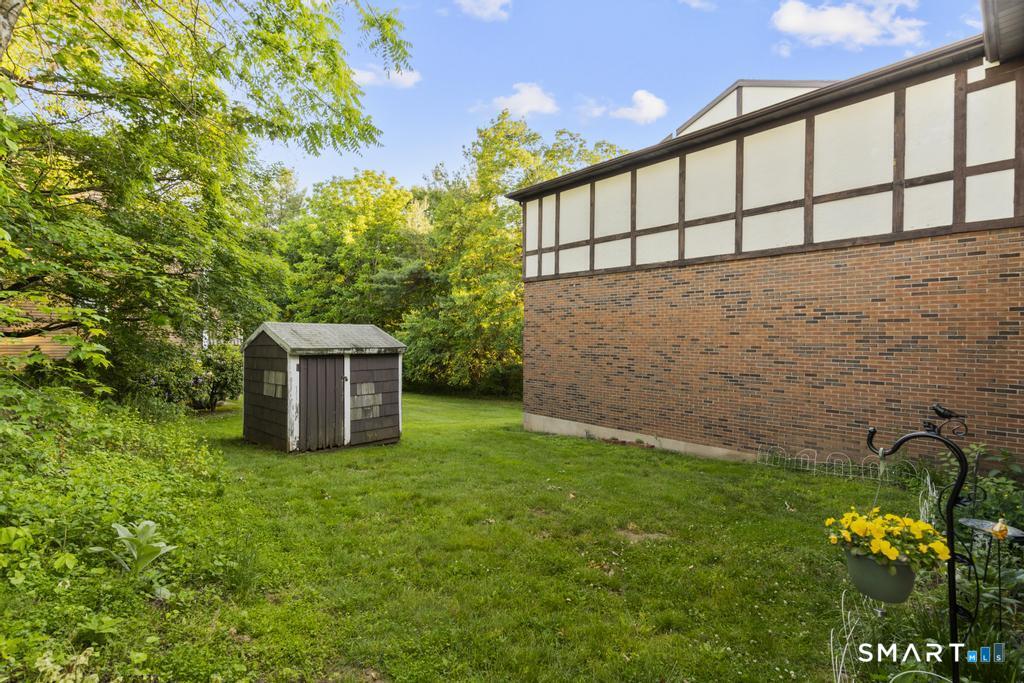 181 Hicks Street, Unit 2D Meriden, CT 06450 - Photo 12 of 36