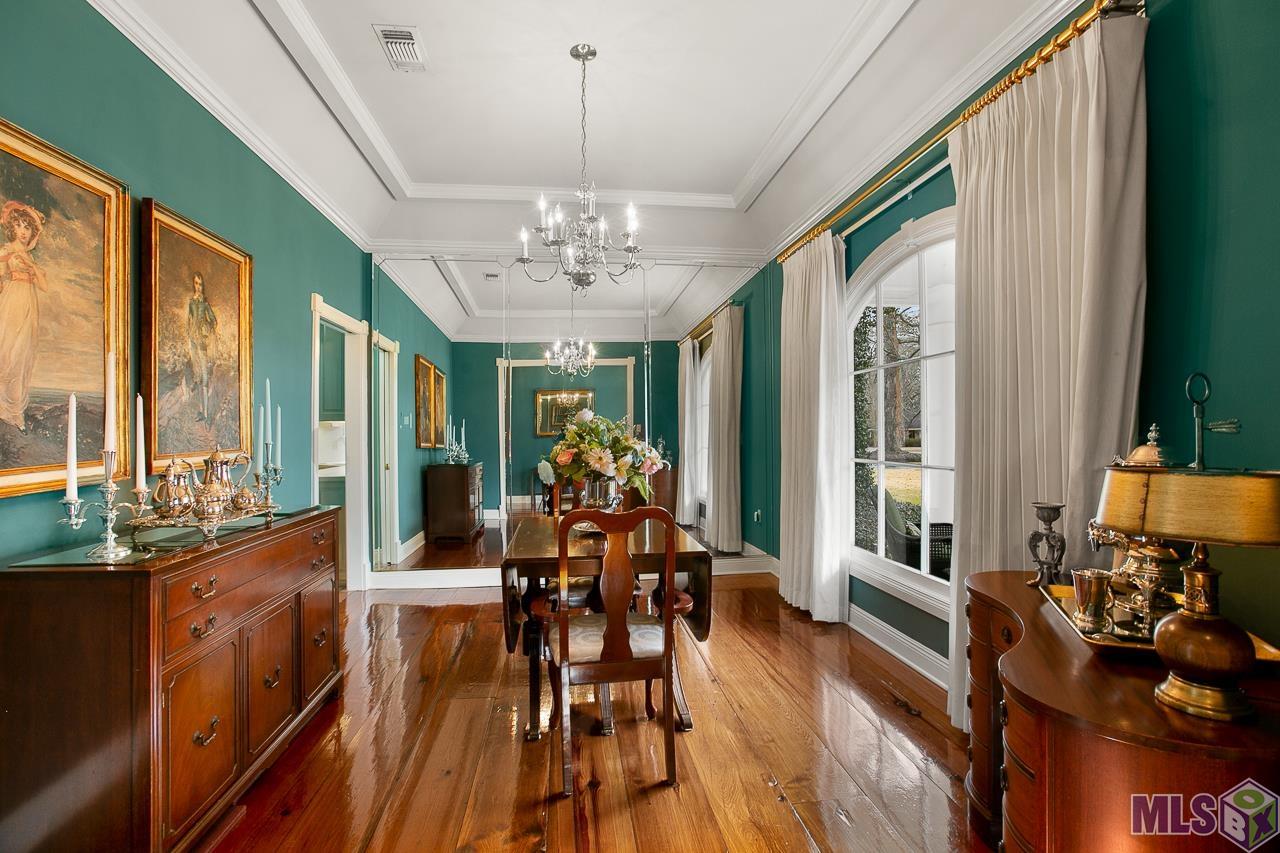 15826 Castle Ridge Baton Rouge, LA 70817 - Photo 8 of 38 Formal Dining