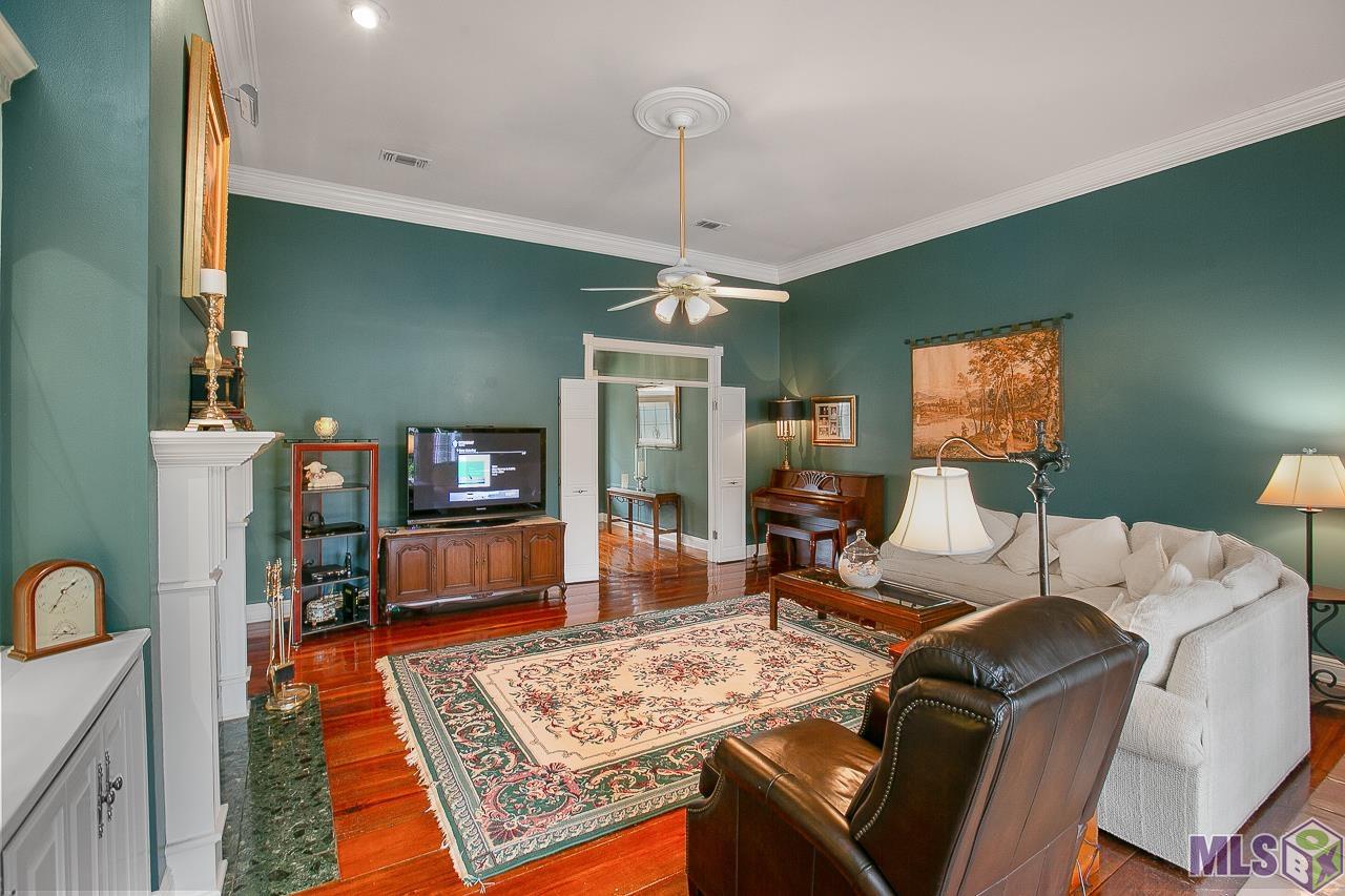 15826 Castle Ridge Baton Rouge, LA 70817 - Photo 10 of 38