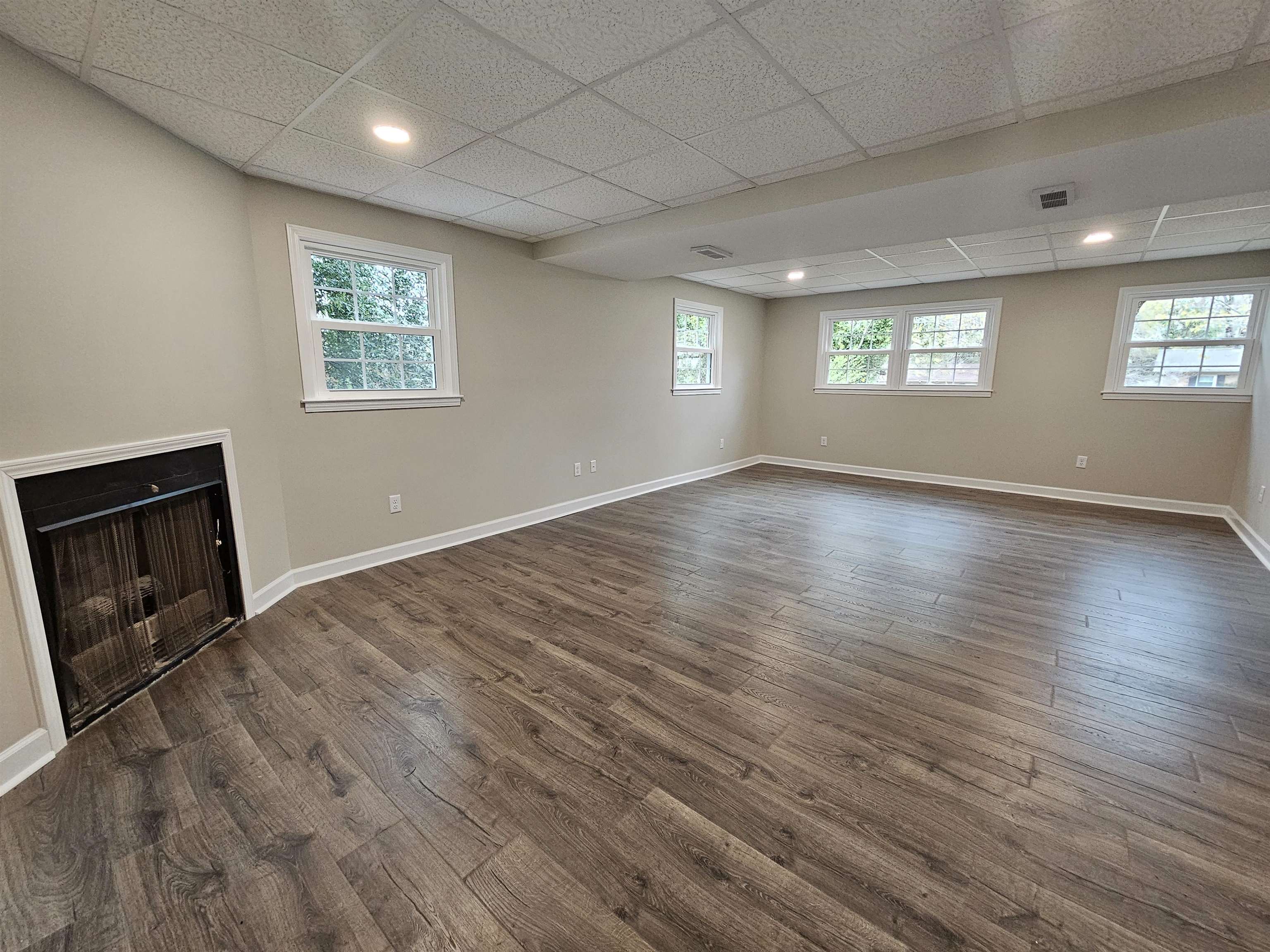 122 Tranquility Road Spartanburg, SC 29307 - Photo 5 of 33 Gallery Image 5