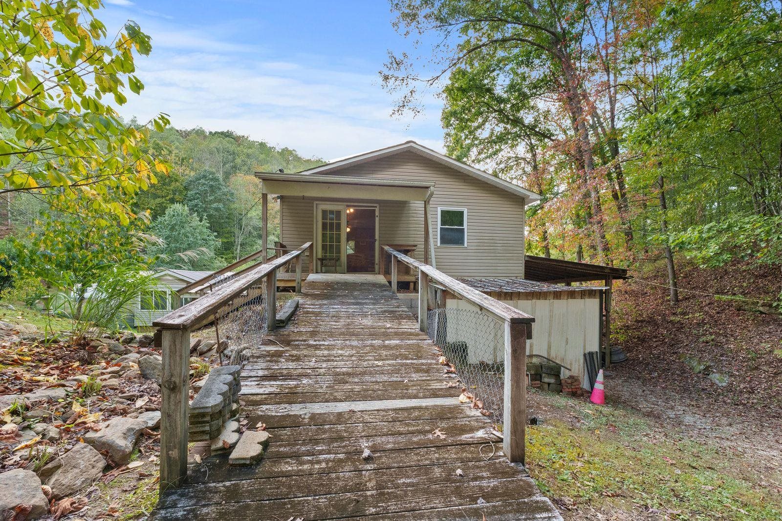 847 Shady Grove Road Louisa, KY 41230 - Photo 33 of 42