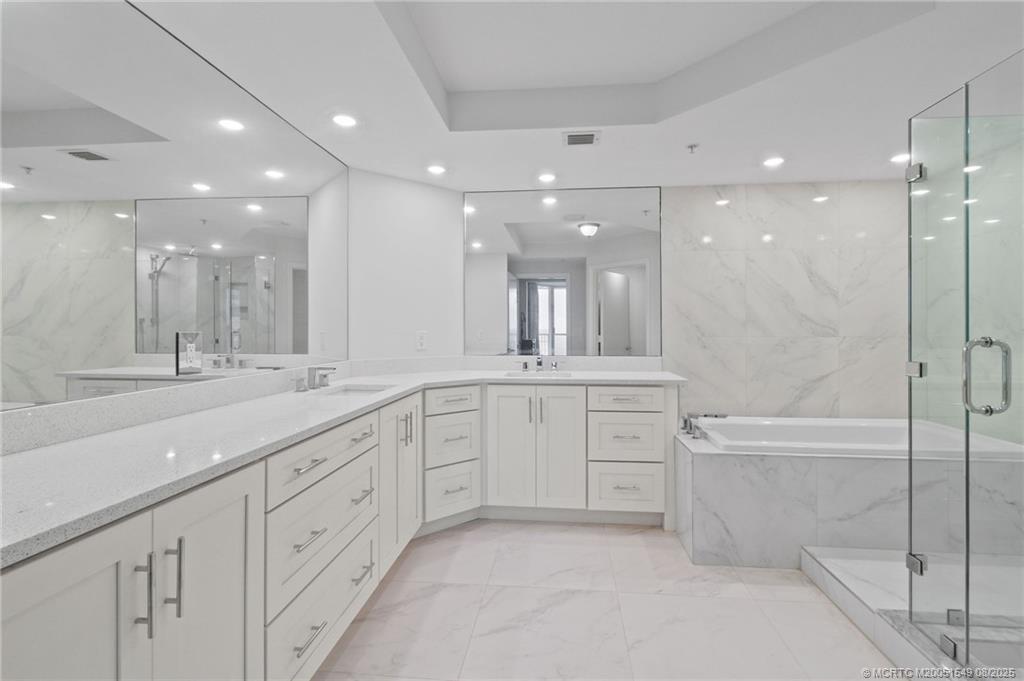 8650 South Ocean Drive, Unit 306 Jensen Beach, FL 34957 - Photo 25 of 51