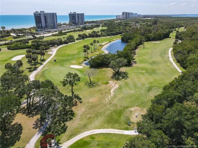 $1,050,000 | 8650 South Ocean Drive, Unit 306, Jensen Beach, FL 34957