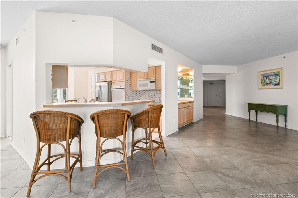 8650 South Ocean Drive, Unit 306 Jensen Beach, FL 34957 - Photo 10 of 51