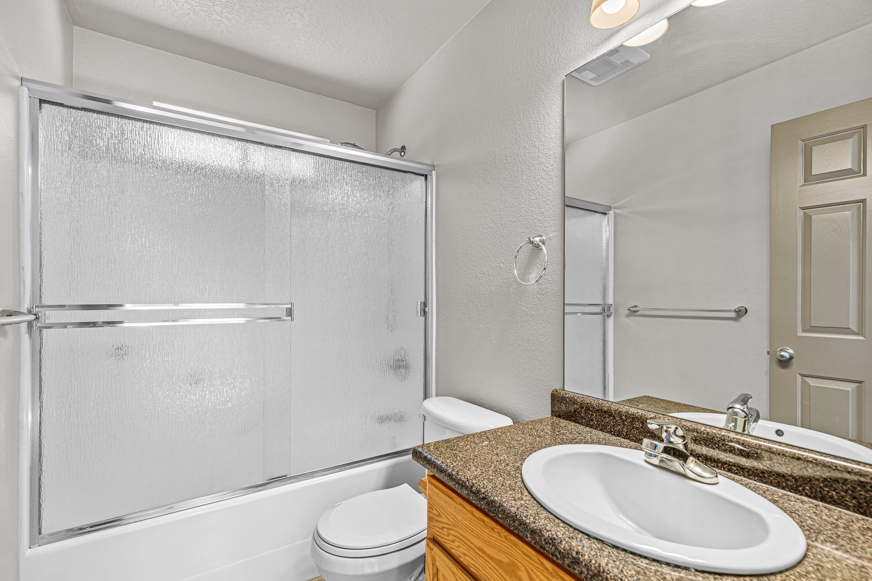 655 Shadow Way Central Point, OR 97502 - Photo 22 of 32 22