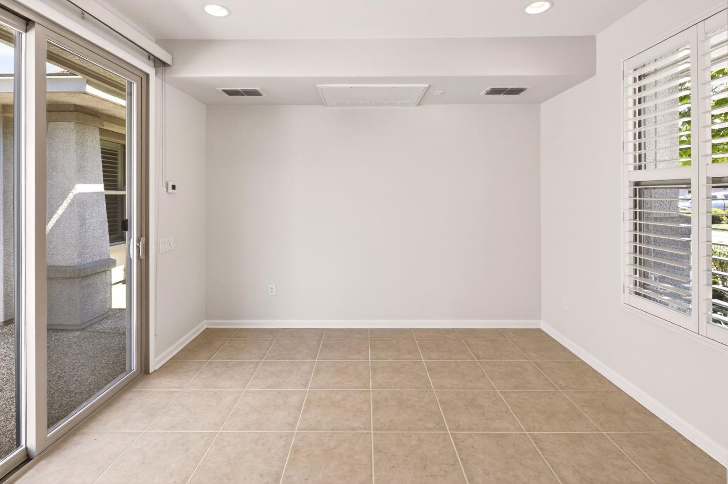 1260 Freschi Lane Lincoln, CA 95648 - Photo 37 of 60 a view of an empty room
